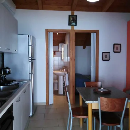 Bungalow Indipendente Sulla Spiaggia A Appartamento Crotone